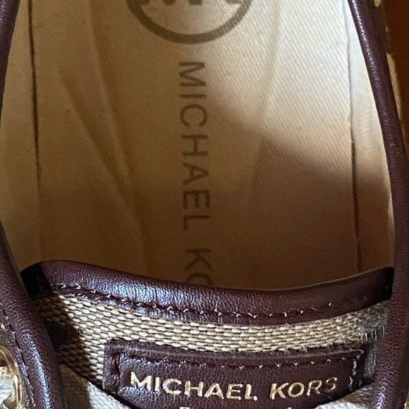 MK shoes - Picture 6 of 6